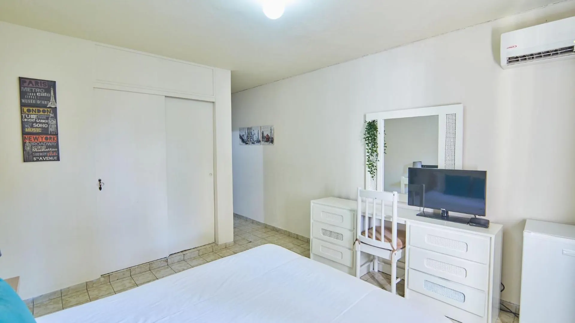 Modern Santo Domingo Condo In Heart Of Gazcue 0*,